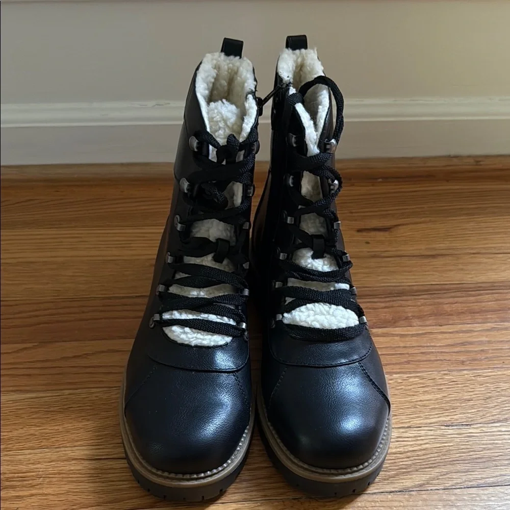 NEW Style & Co Women 11 Women's Black Grommet Tie Faux Sherpa Rugged Boot